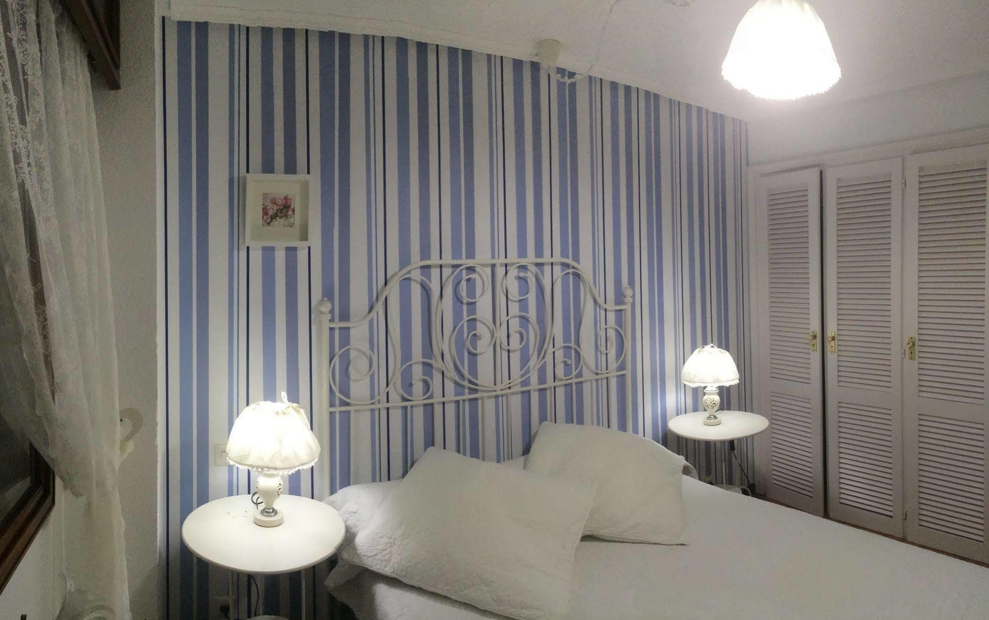 Apartamentos Aqui Me Quedo Madrid Exterior foto